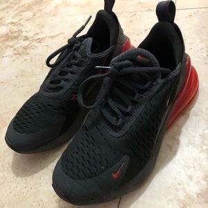 Kids Nike 270s in great condition